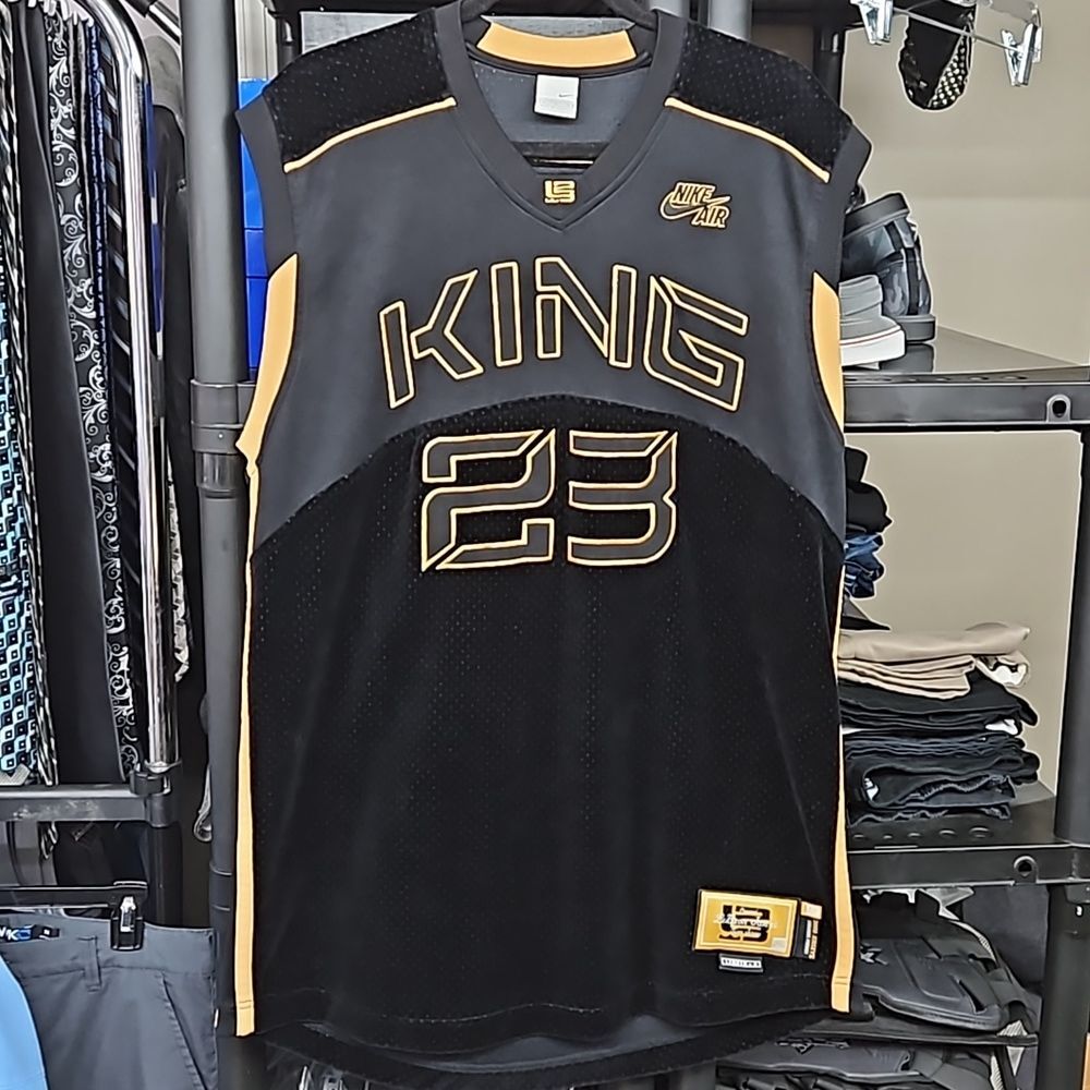 RARE Nike LeBron James Men's Jersey, Large